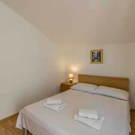 Apartment Krishto *
