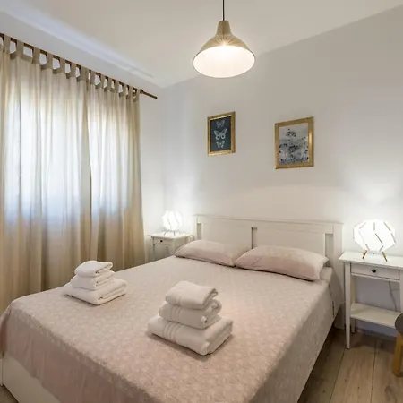 Apartament House Krishto *